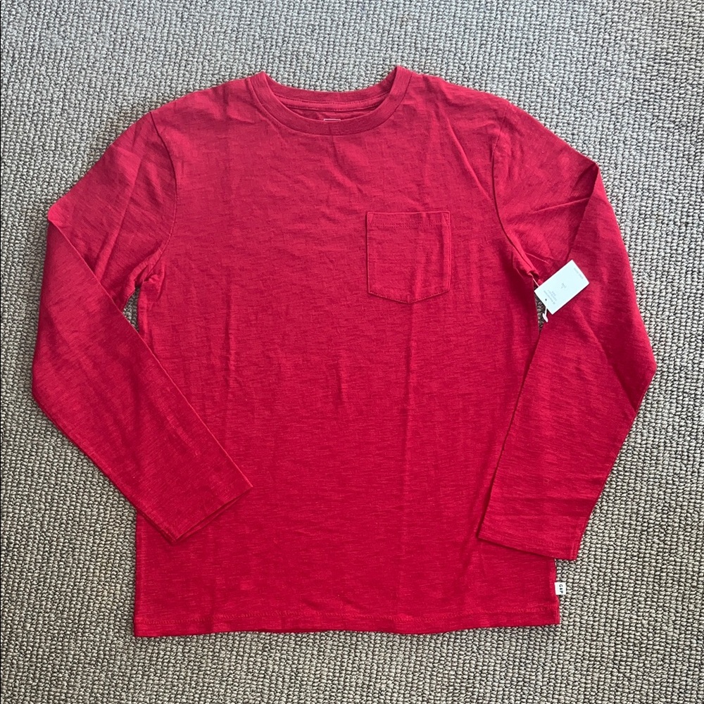 🆕GAP Long Sleeve Pocket T Shirt